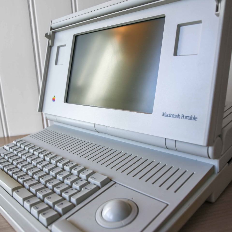 Apple Portable Macintosh